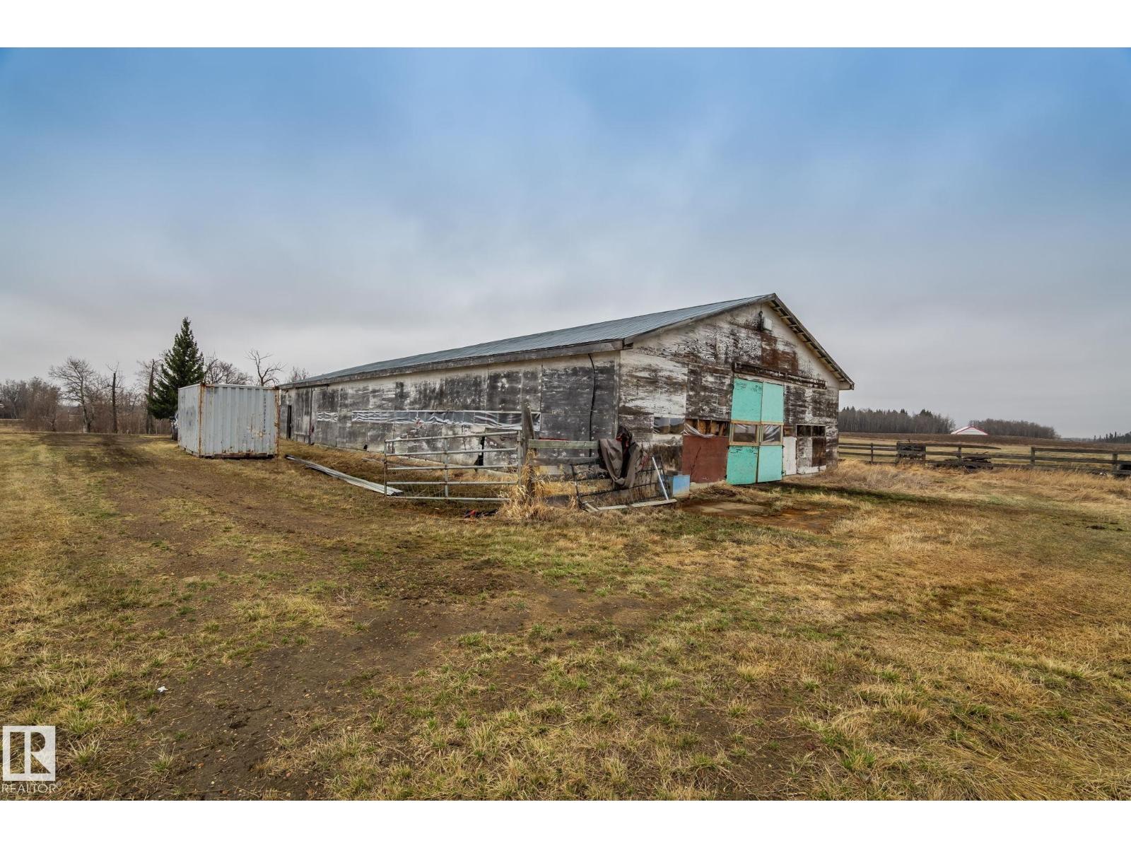 23127 TWP RD 502 - 64