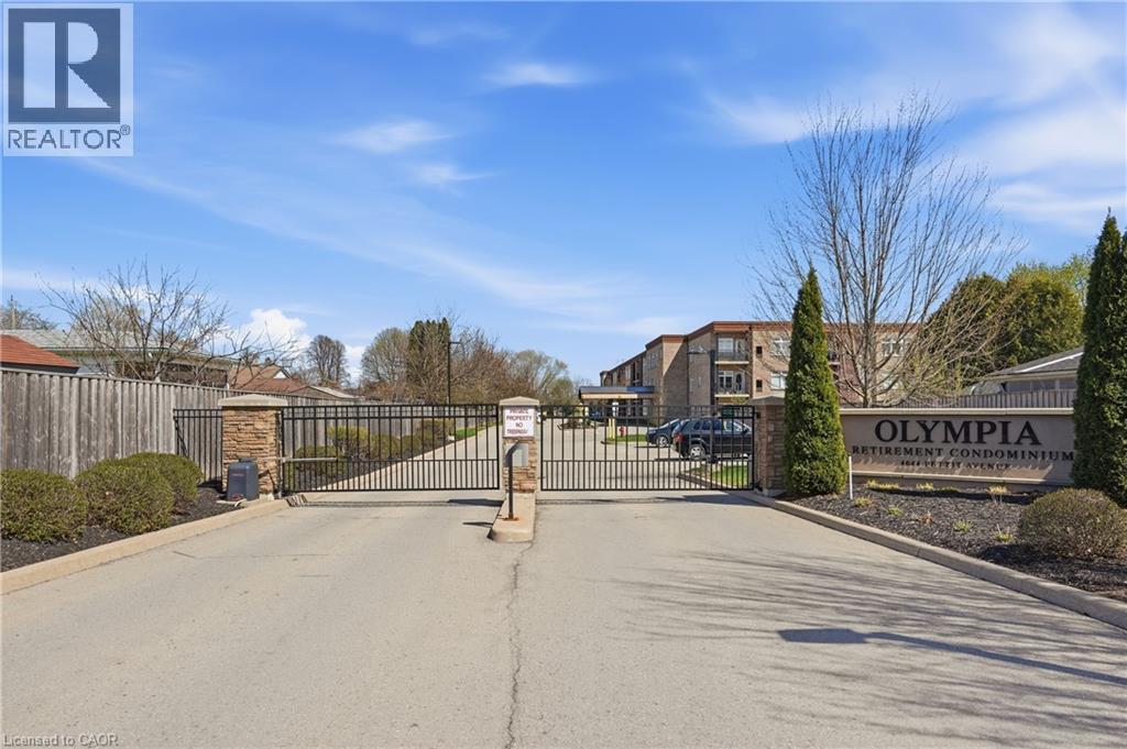 4644 PETTIT Avenue Unit# 203, Niagara Falls, Ontario, L2E6L5 — Photo 4