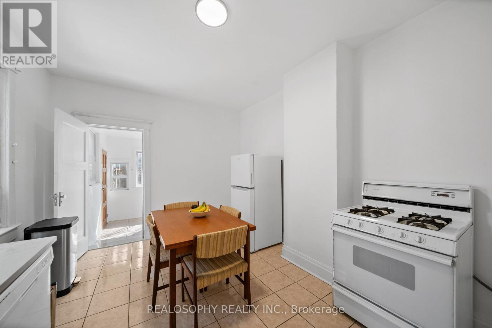 865 PAPE AVENUE — photo 7