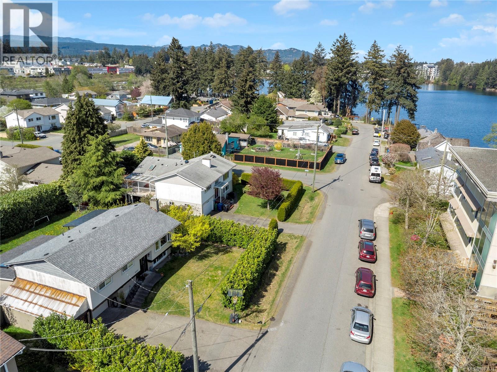 4085 Wellesley Ave - 34