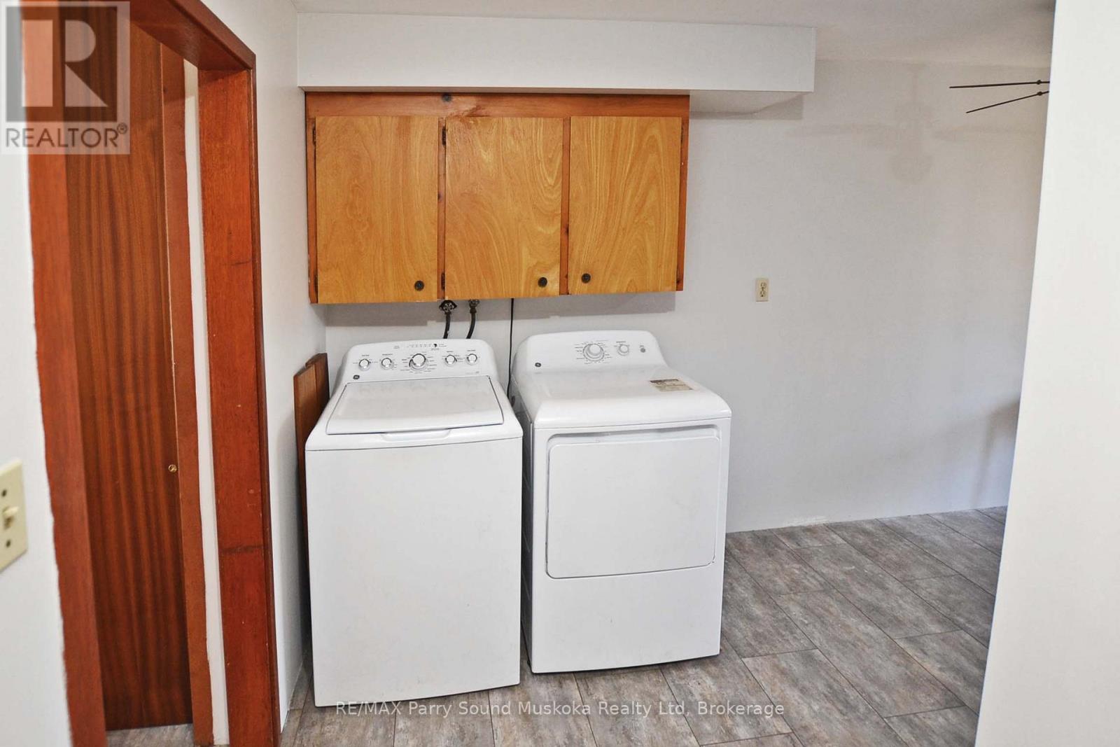 Unit 1 laundry