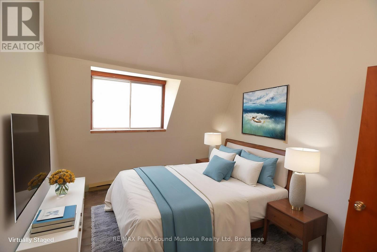 Unit 1, bedroom 2, staged