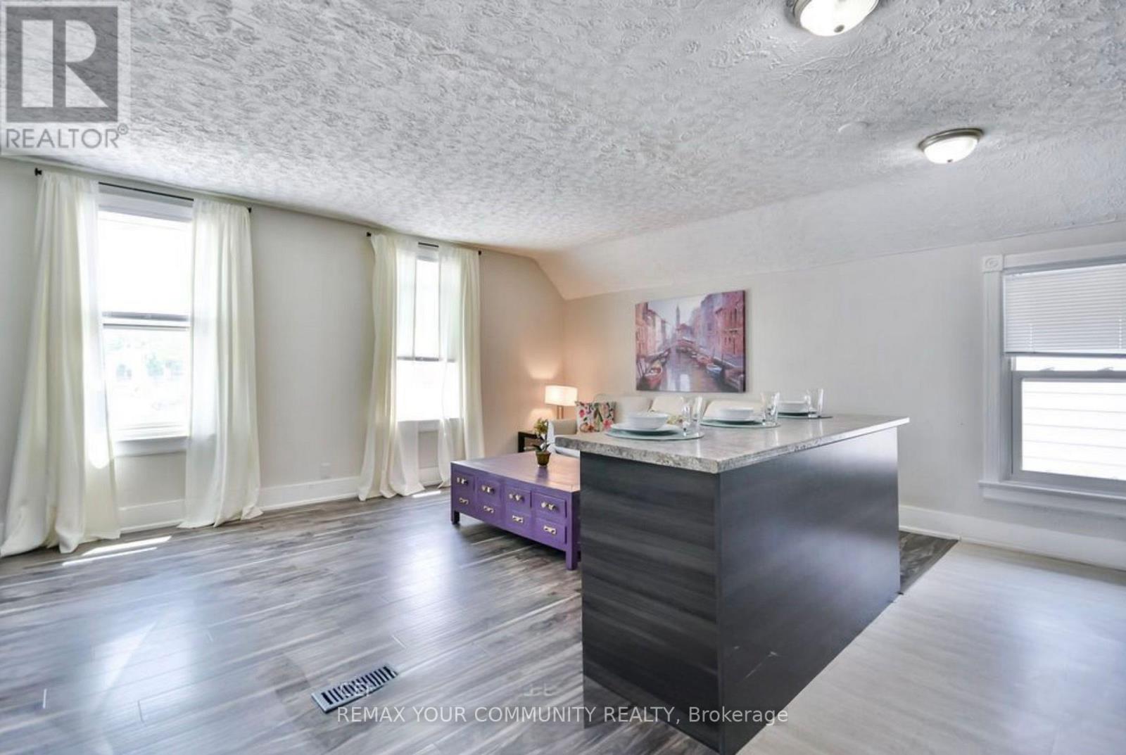 30 TIFFIN STREET - 19