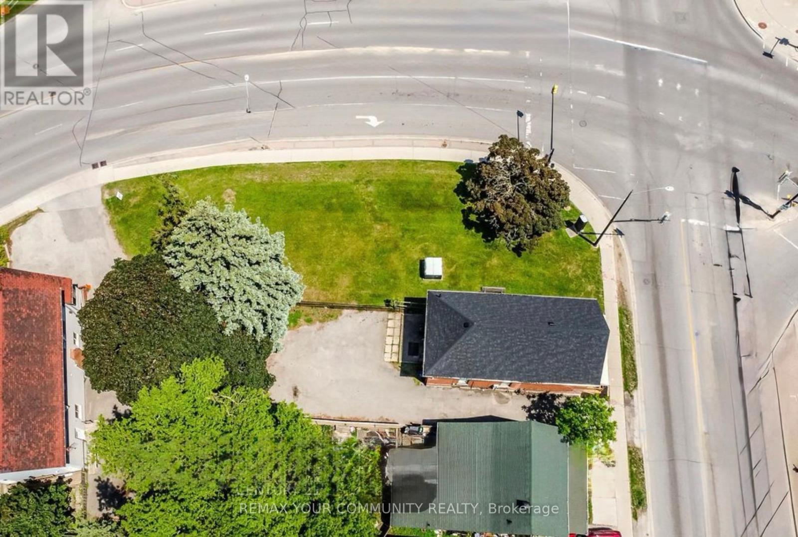 30 TIFFIN STREET - 30