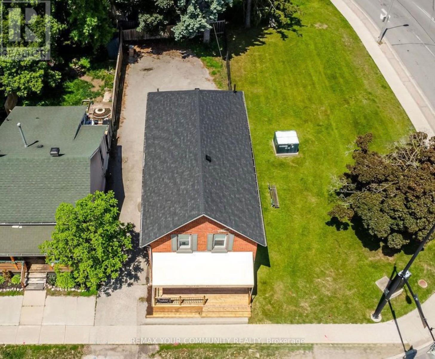 30 TIFFIN STREET - 32