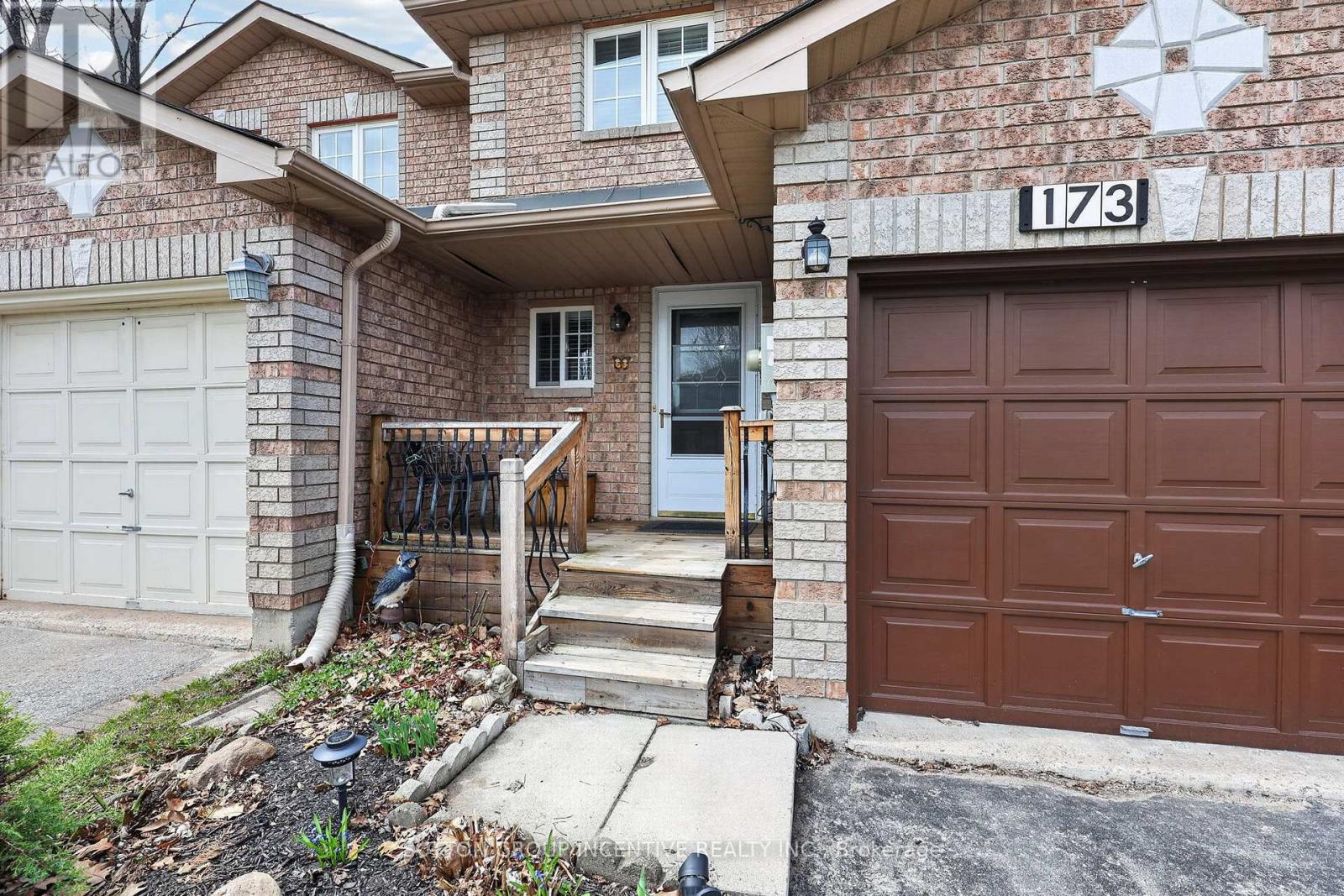 173 NATHAN CRESCENT - photo 2
