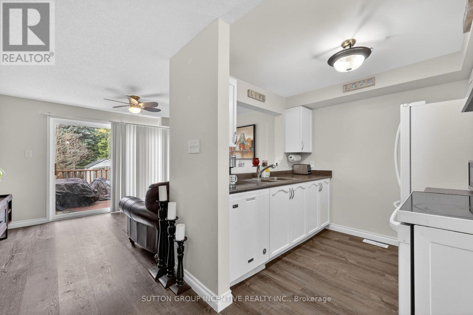 173 NATHAN CRESCENT - photo 4