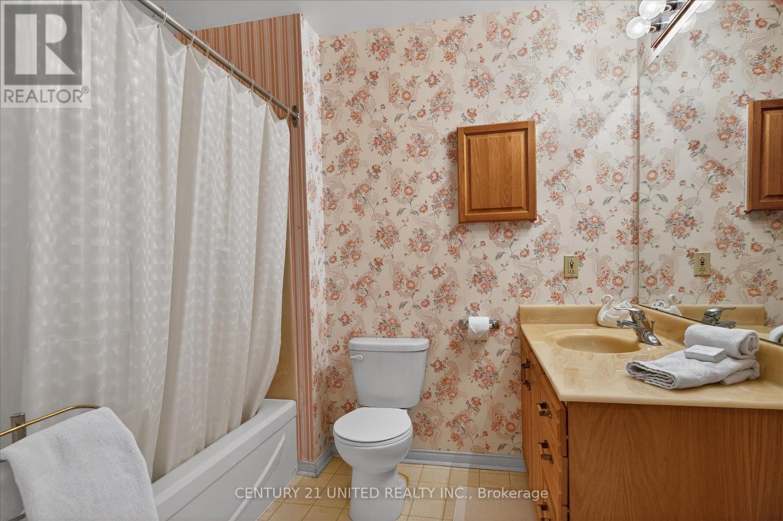 guest full 4pc bathroom