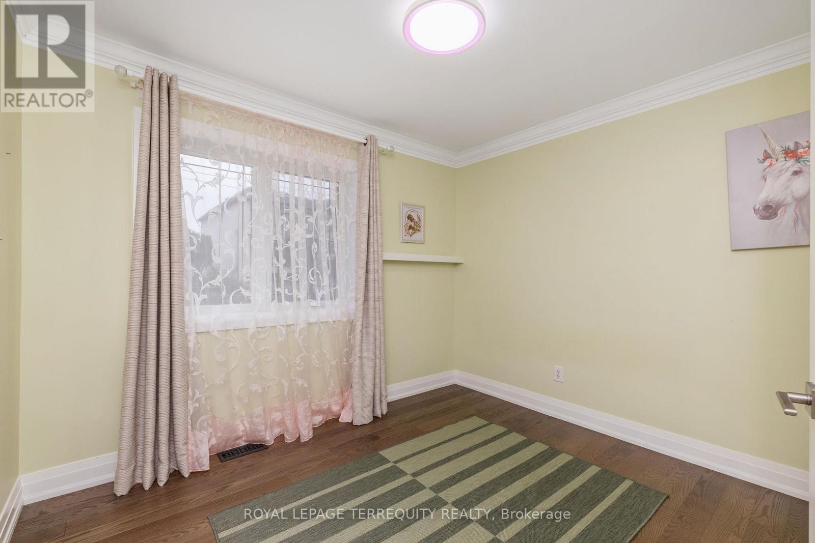 582 HYACINTHE BOULEVARD - 19