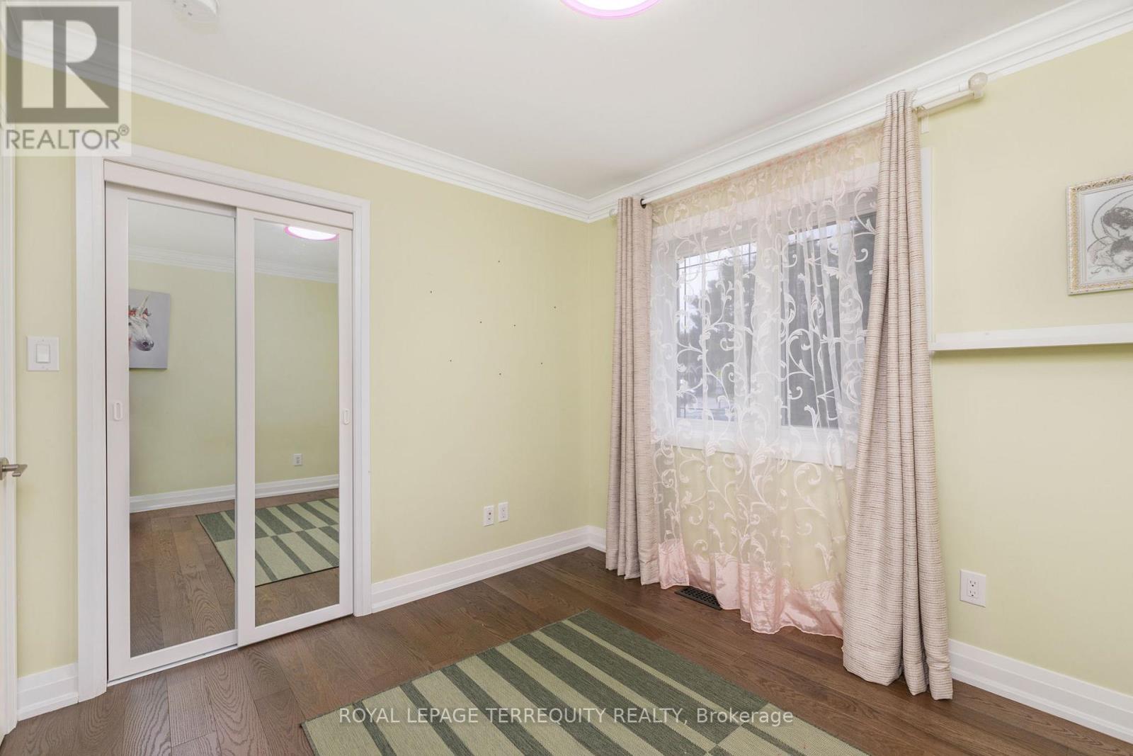582 HYACINTHE BOULEVARD - 20