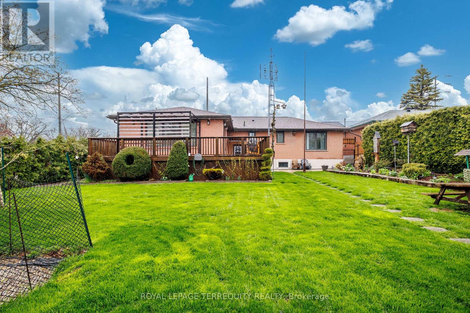 582 HYACINTHE BOULEVARD - 35