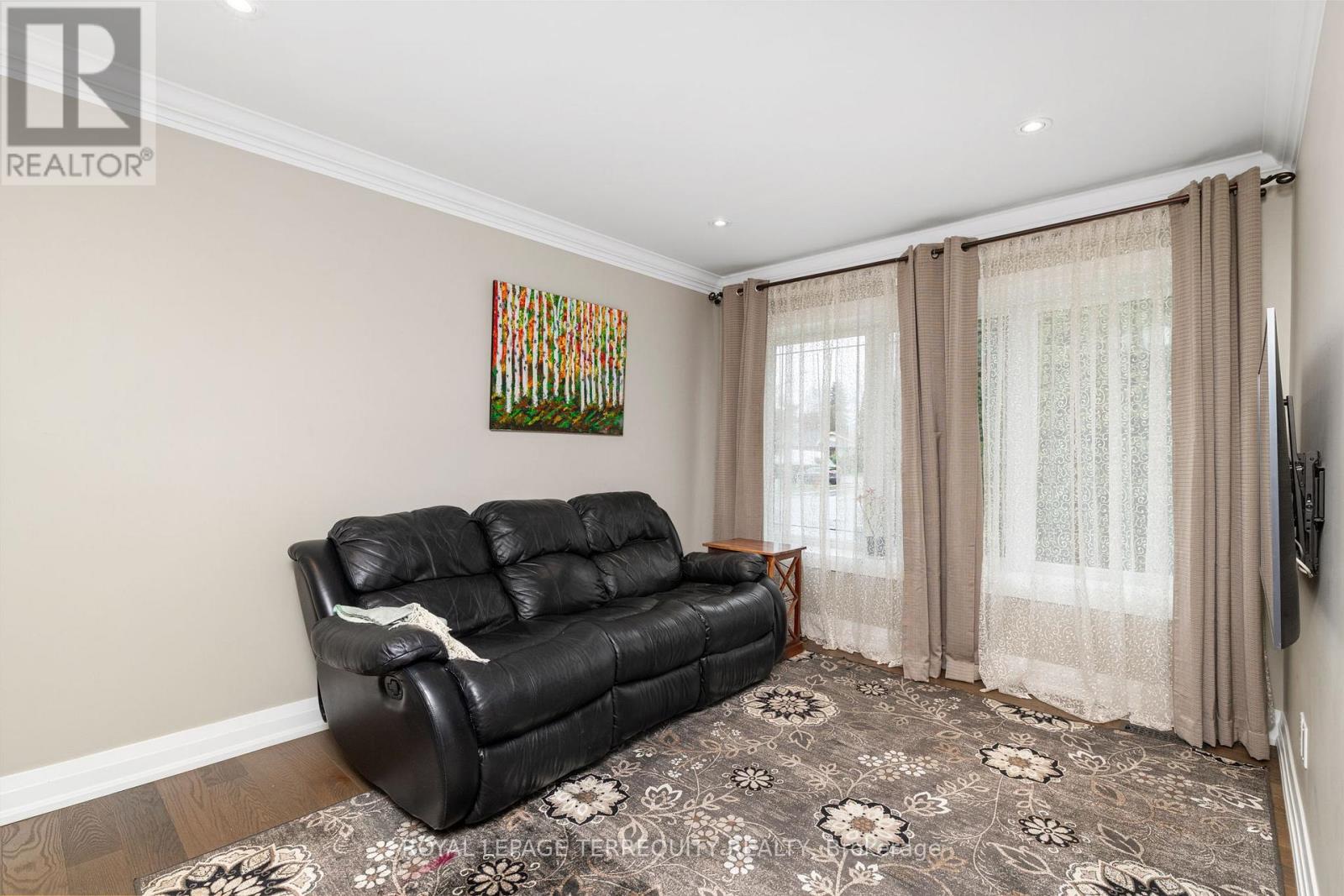 582 HYACINTHE BOULEVARD - 5