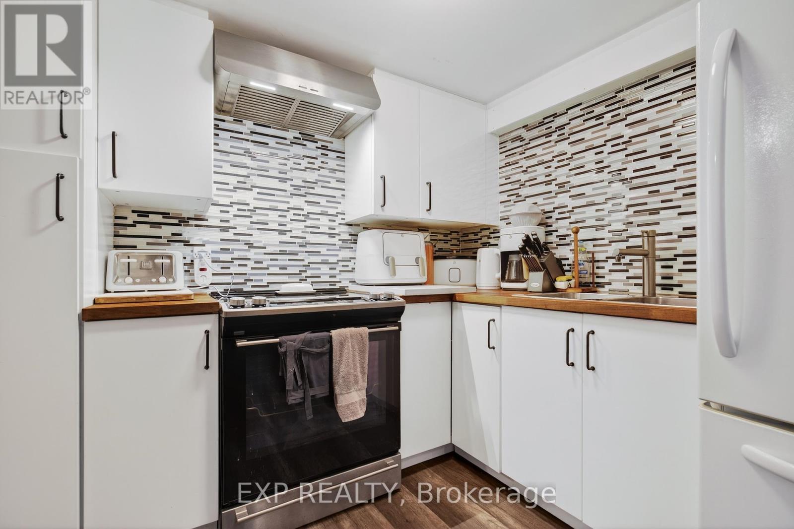 316 NORTH SHORE BOULEVARD W - 22
