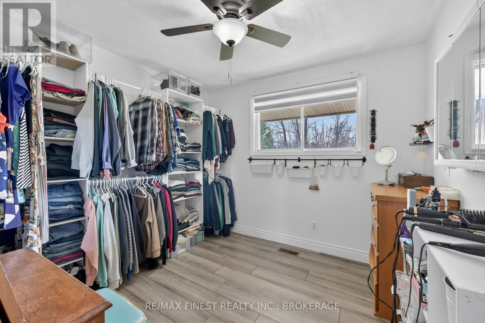 4333 MAPLE DRIVE - 16