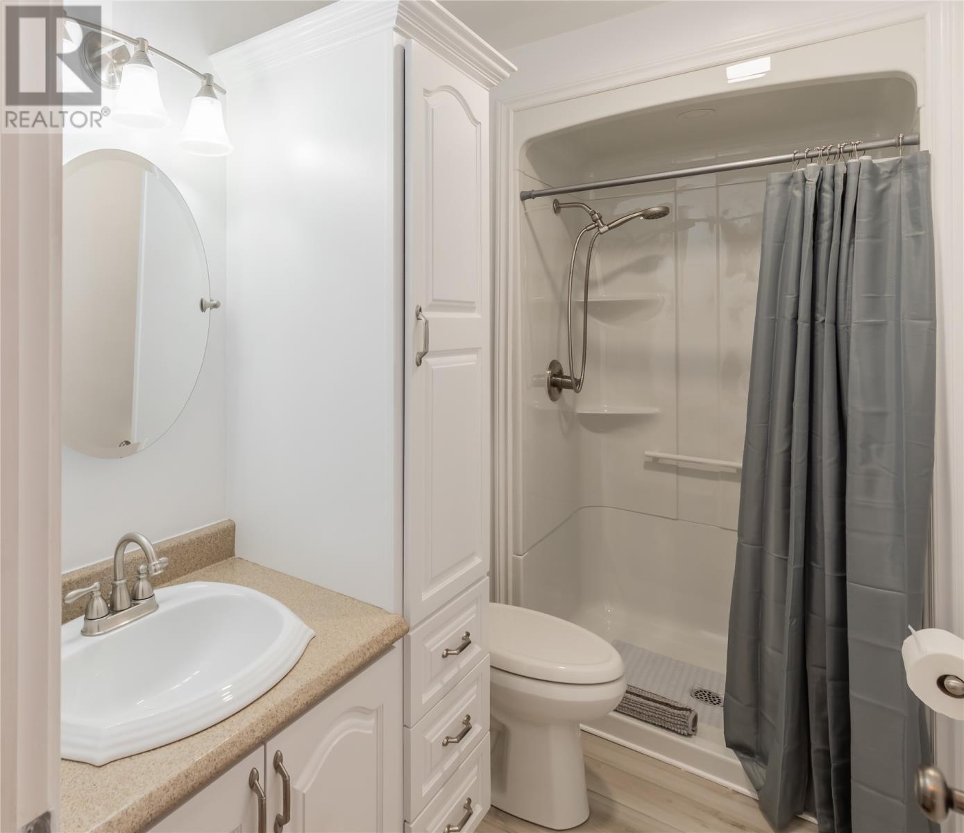 29 GRESLET Place - 17