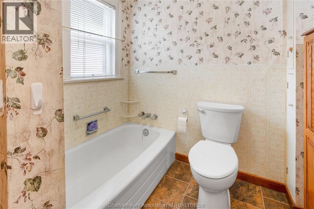 65 WILSON AVENUE — photo 17