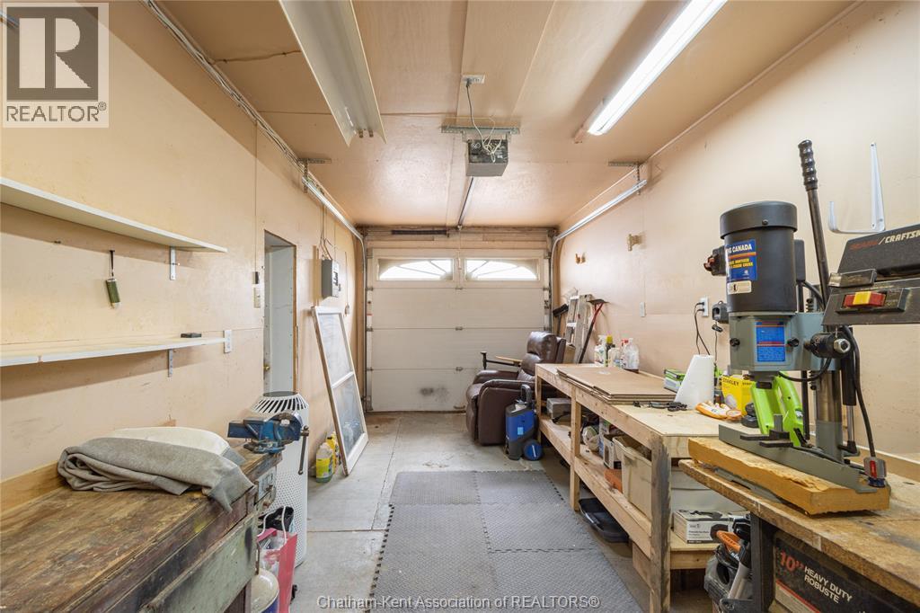 65 WILSON AVENUE — photo 31