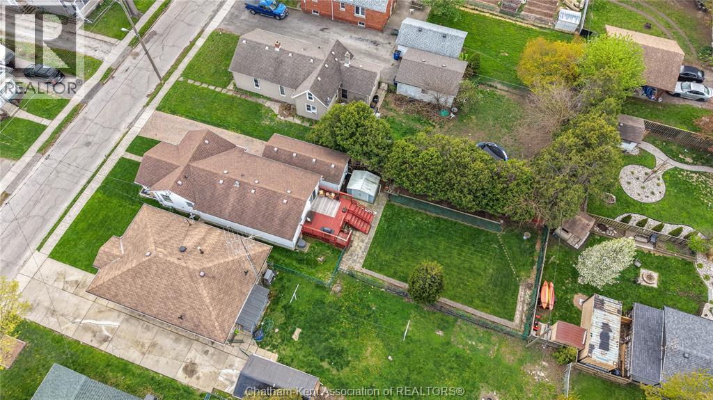 65 WILSON AVENUE — photo 40