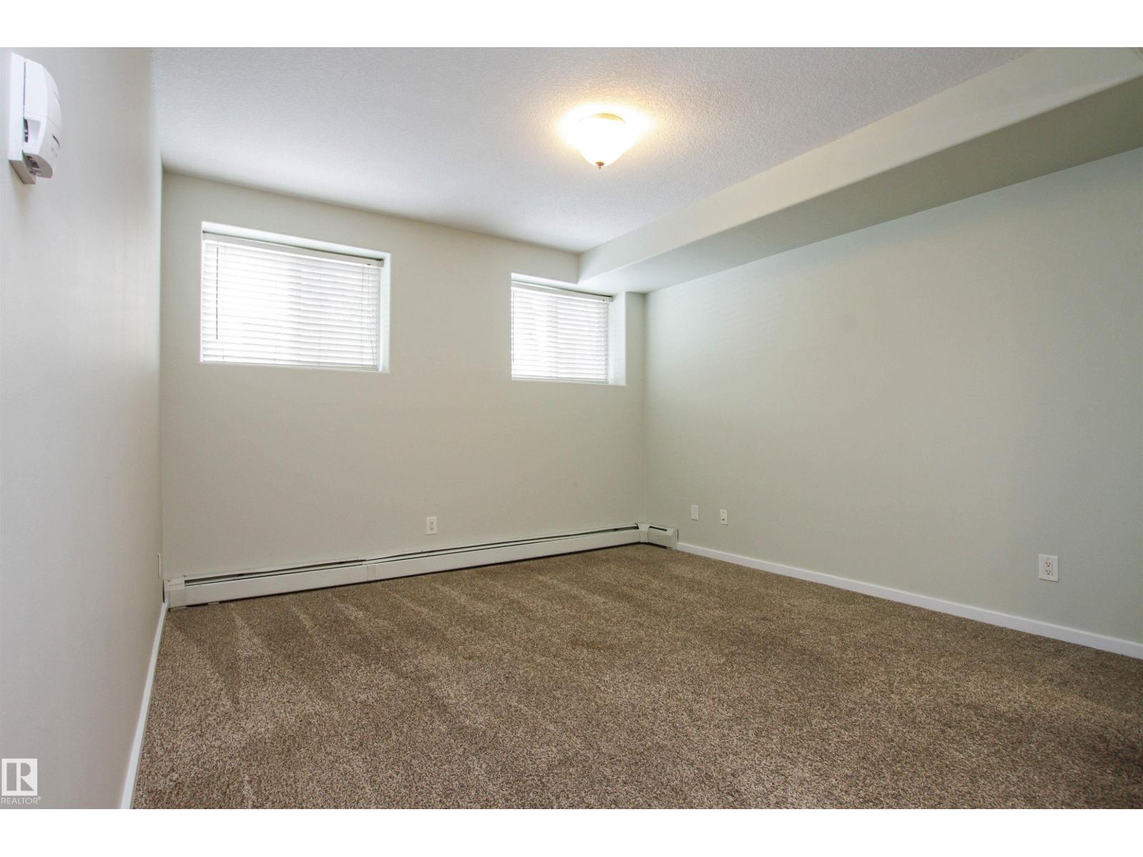 #3 11827 105 ST NW, Edmonton