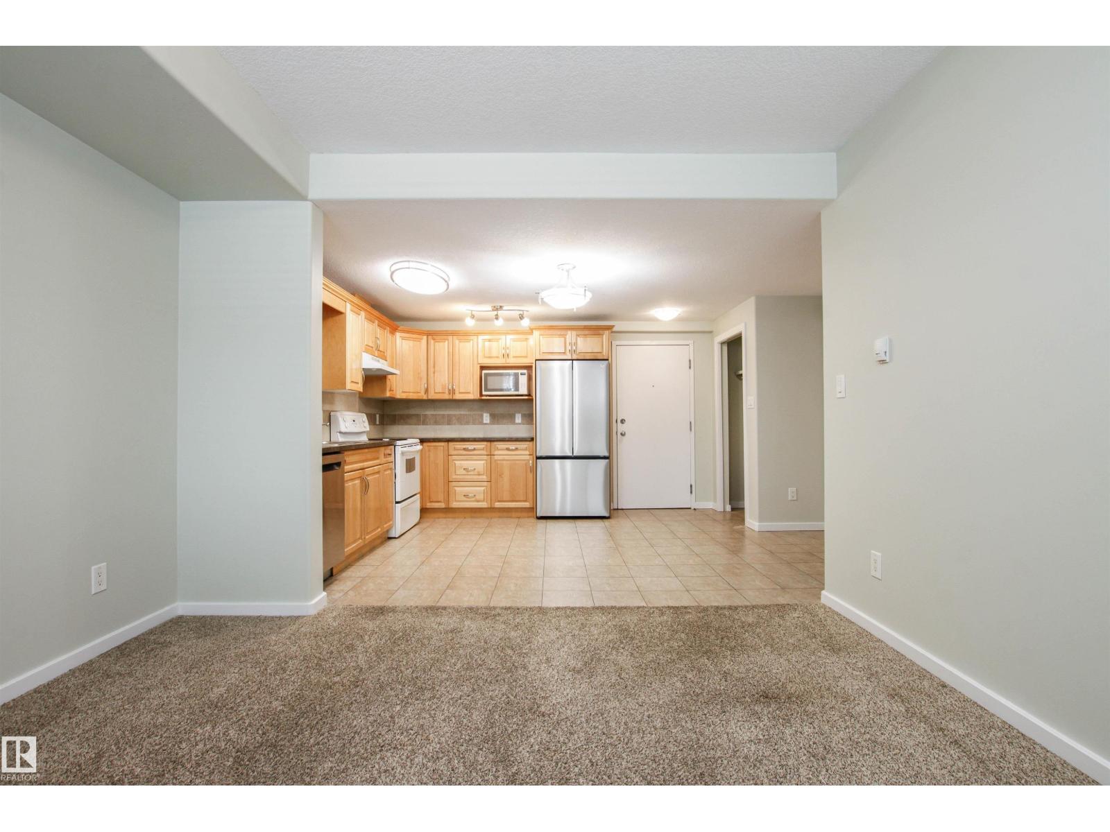 #3 11827 105 ST NW, Edmonton