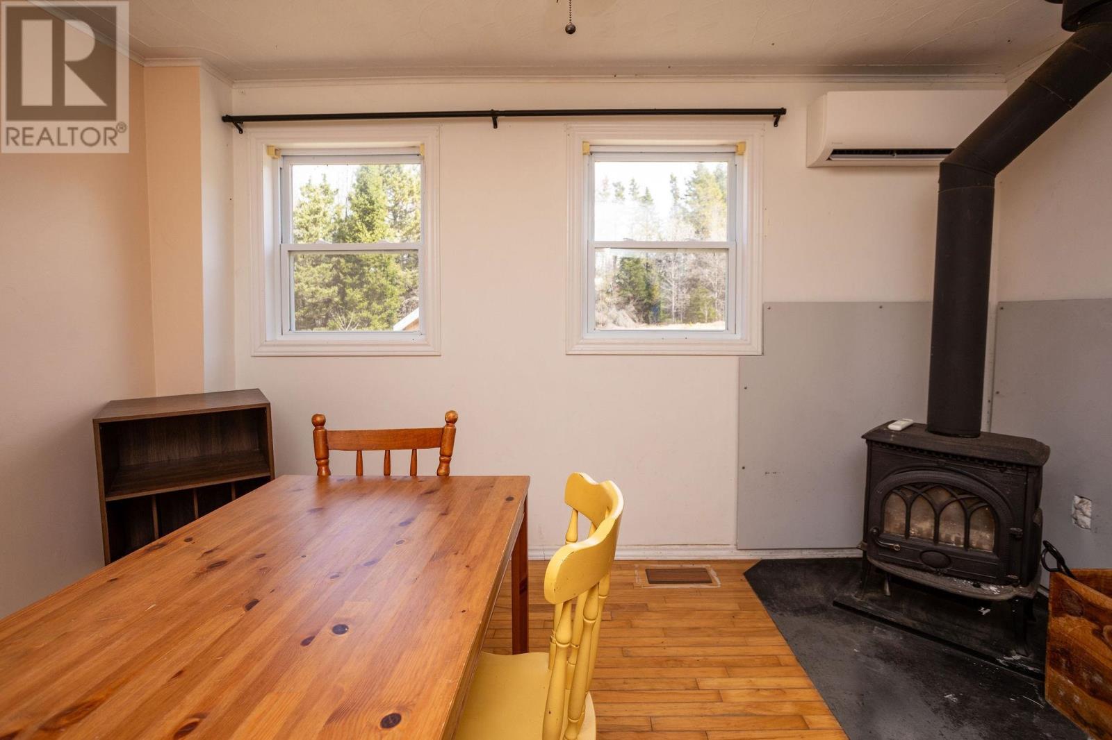 906 COUNTY LINE Road - 4
