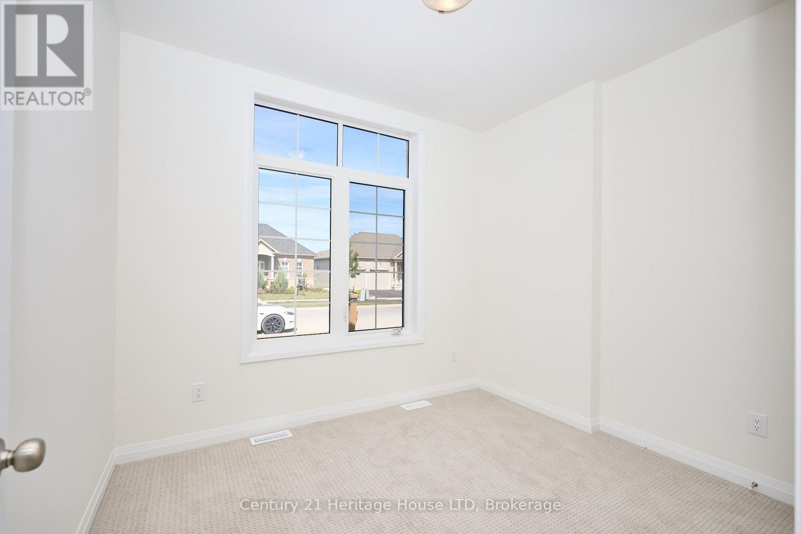 407 LOUISA STREET - 15