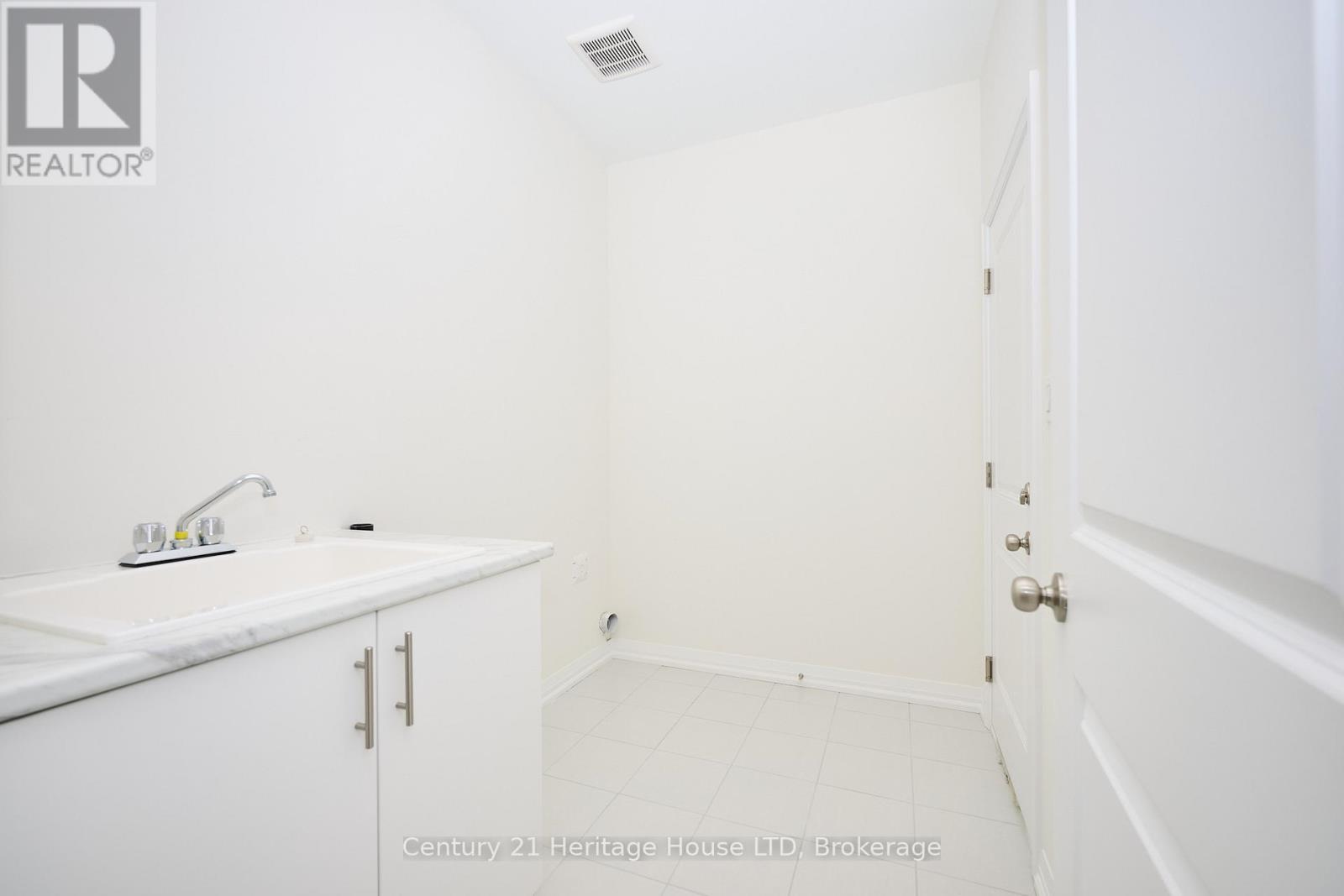 407 LOUISA STREET - 21