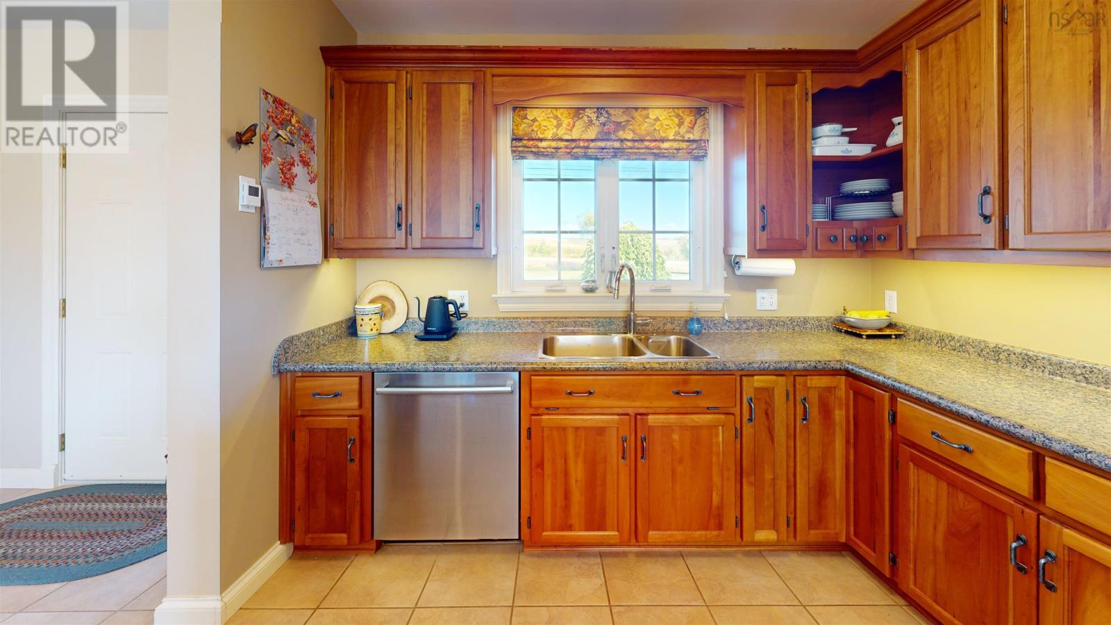 Custom kitchen cabinetry