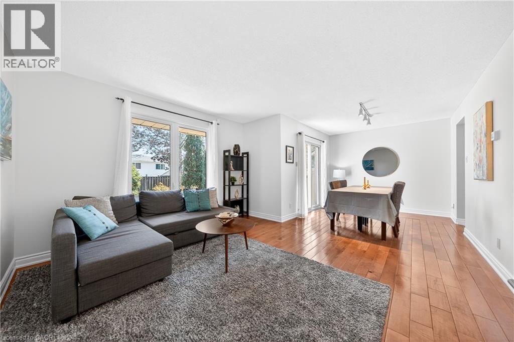375 KINGSCOURT Drive Unit# 20, Waterloo, Ontario, N2K3N7 — Photo 22