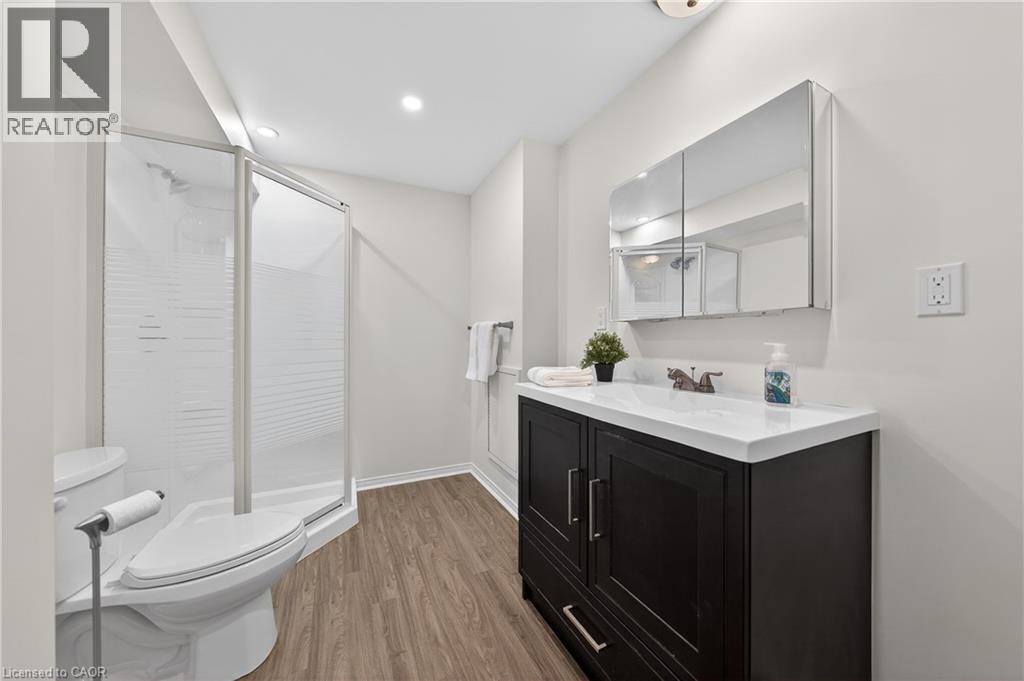 375 KINGSCOURT Drive Unit# 20, Waterloo, Ontario, N2K3N7 — Photo 34