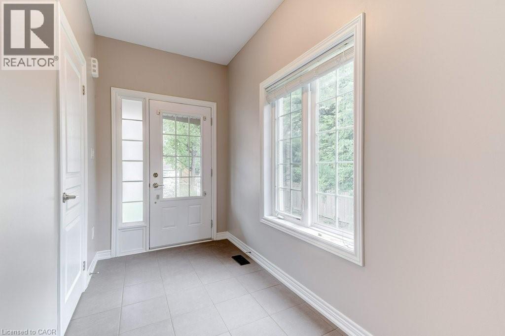 2086 GHENT Avenue Unit# 19, Burlington, Ontario, L7R1Y3 — Photo 5