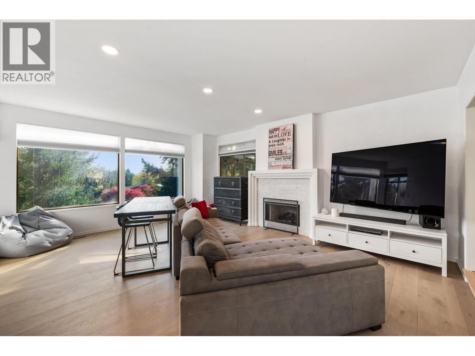 4809 NORTHWOOD PLACE, West Vancouver