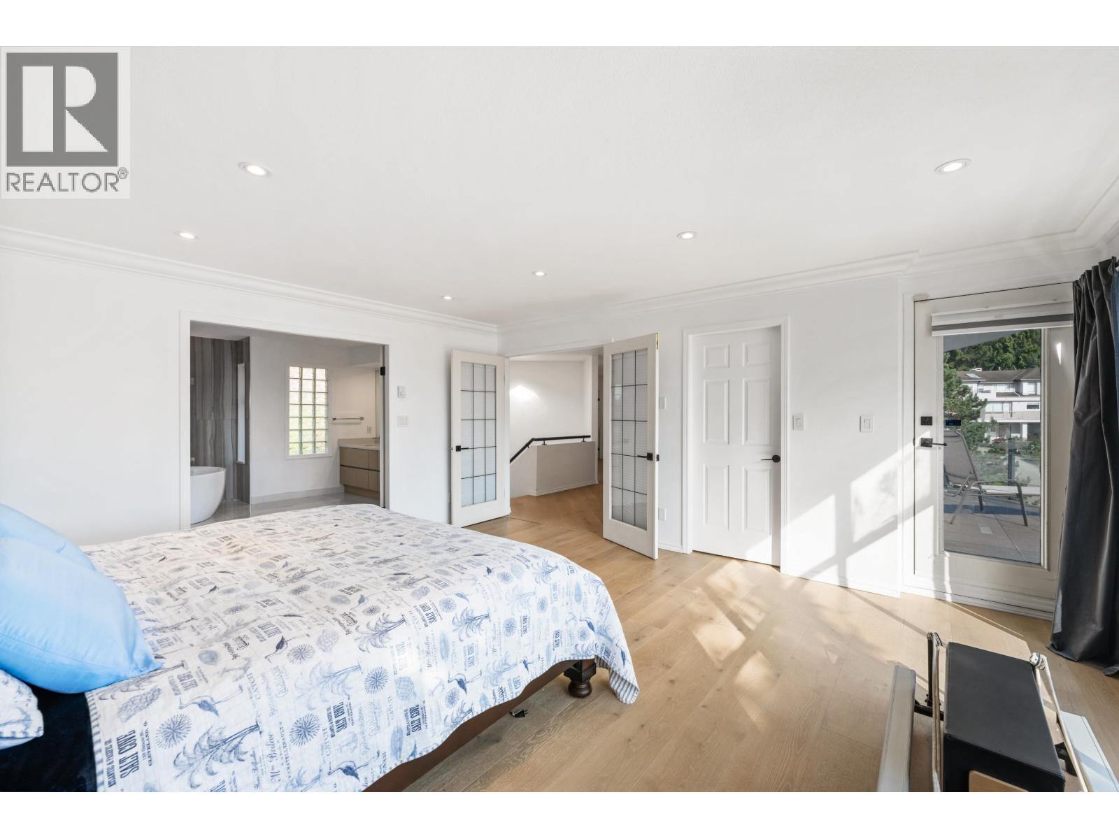 4809 NORTHWOOD PLACE, West Vancouver