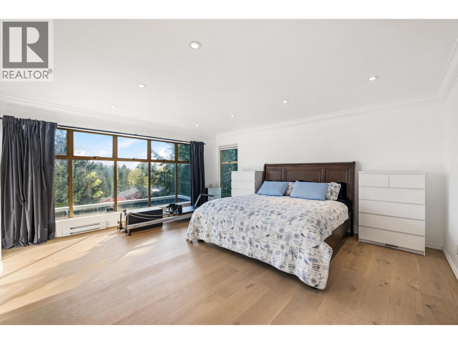 4809 NORTHWOOD PLACE, West Vancouver