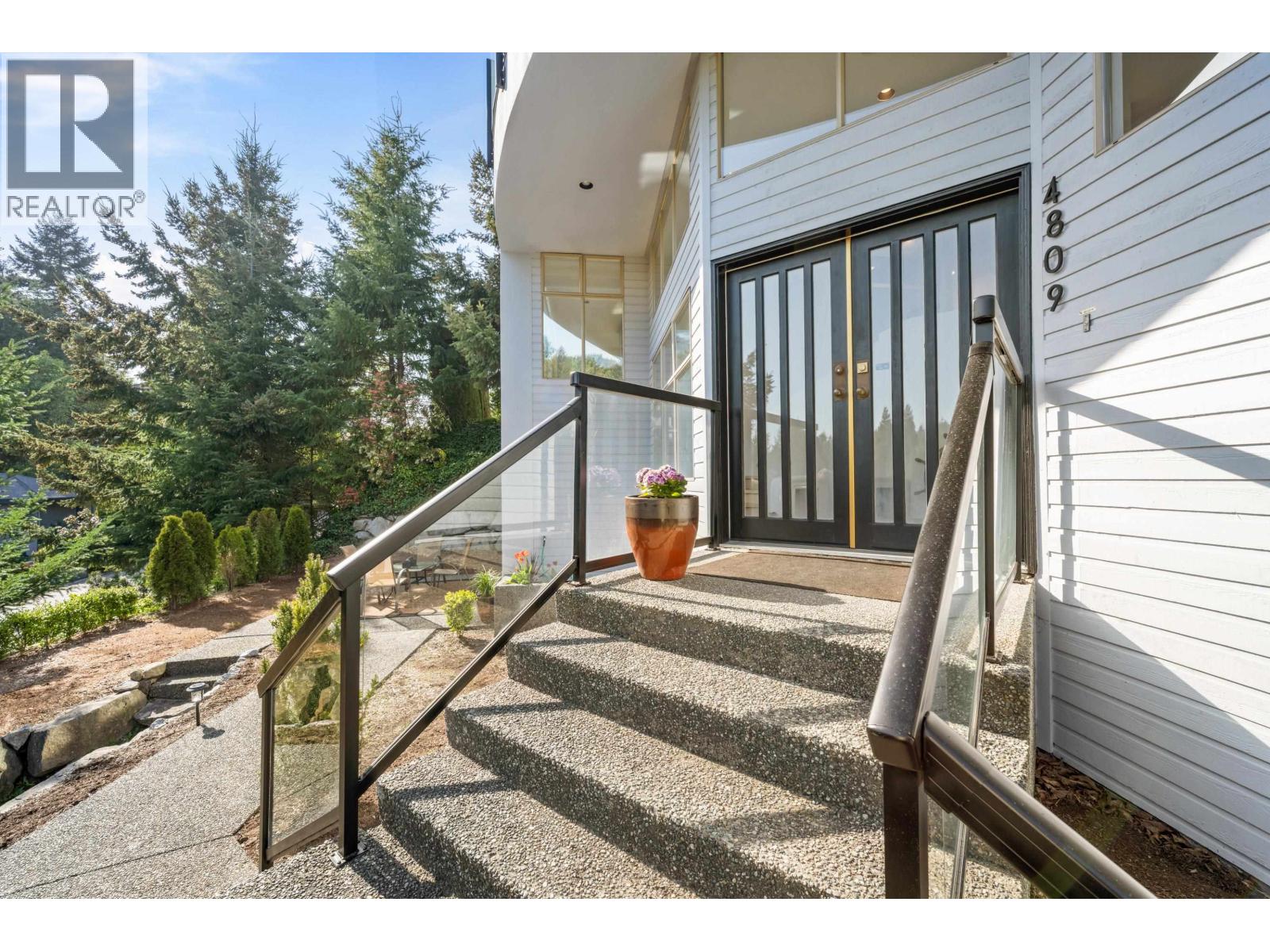4809 NORTHWOOD PLACE, West Vancouver