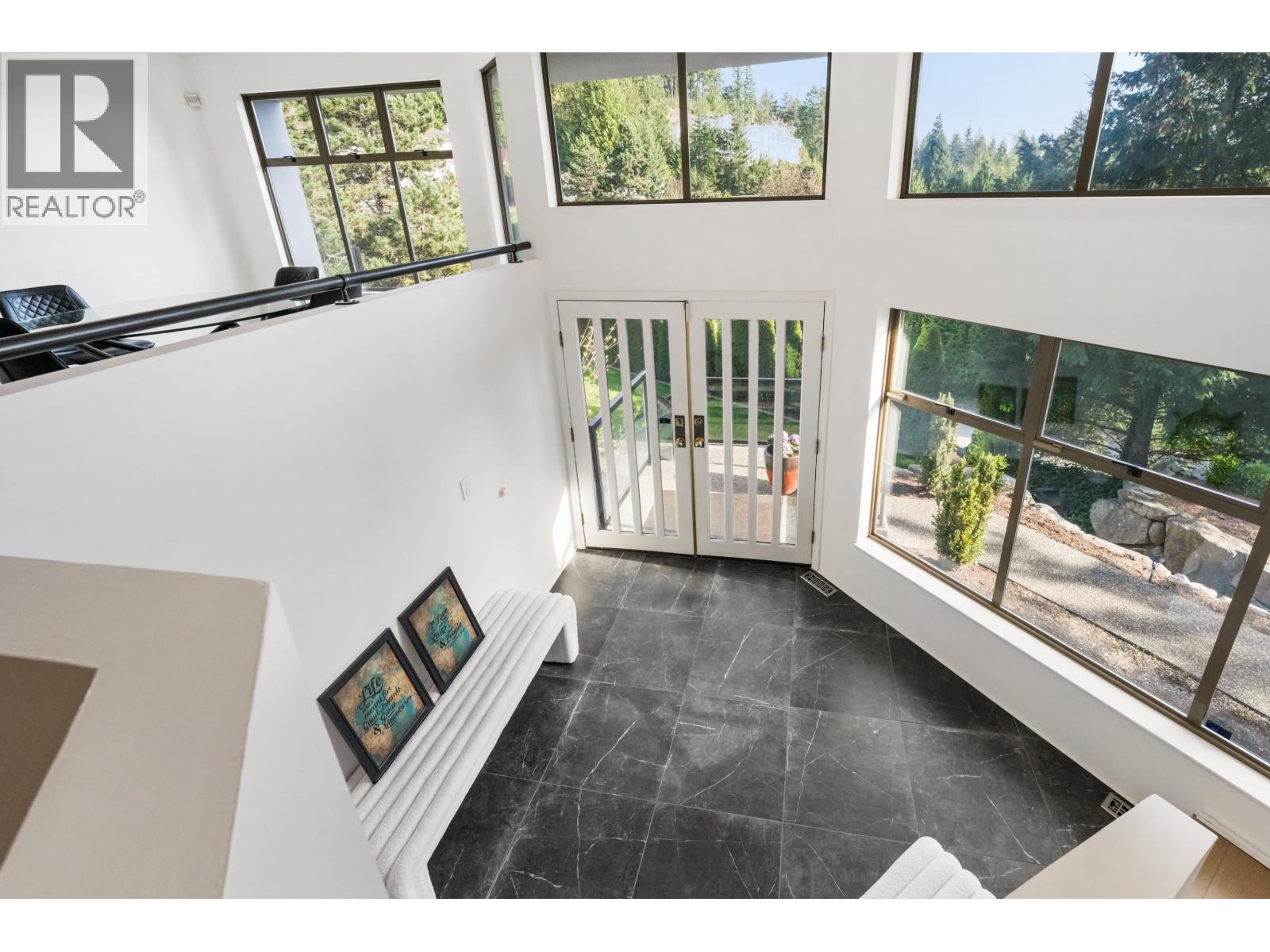 4809 NORTHWOOD PLACE, West Vancouver