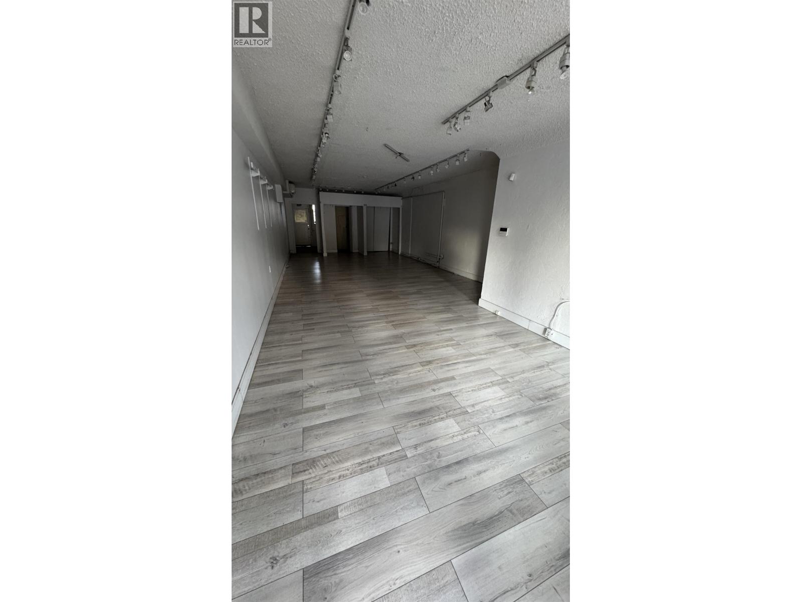 Retail for Rent in Vancouver – 3712 MAIN STREET, Vancouver - Image 3