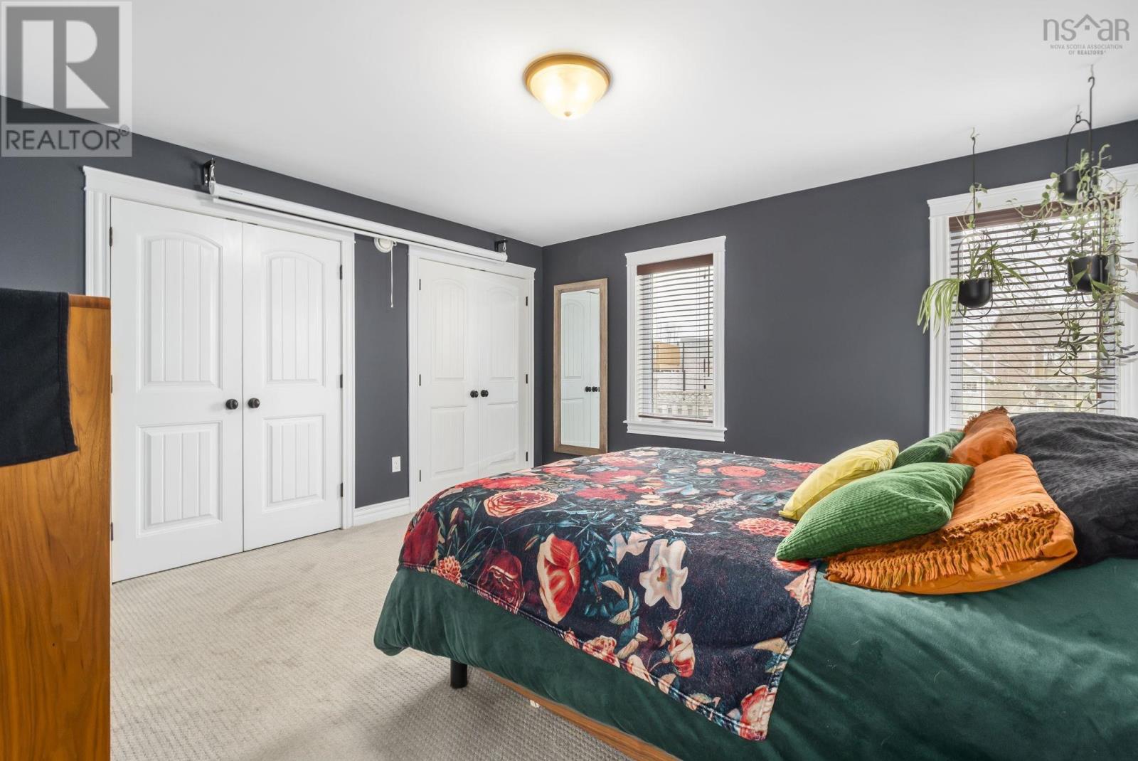 5 Tailfeather Court — photo 18