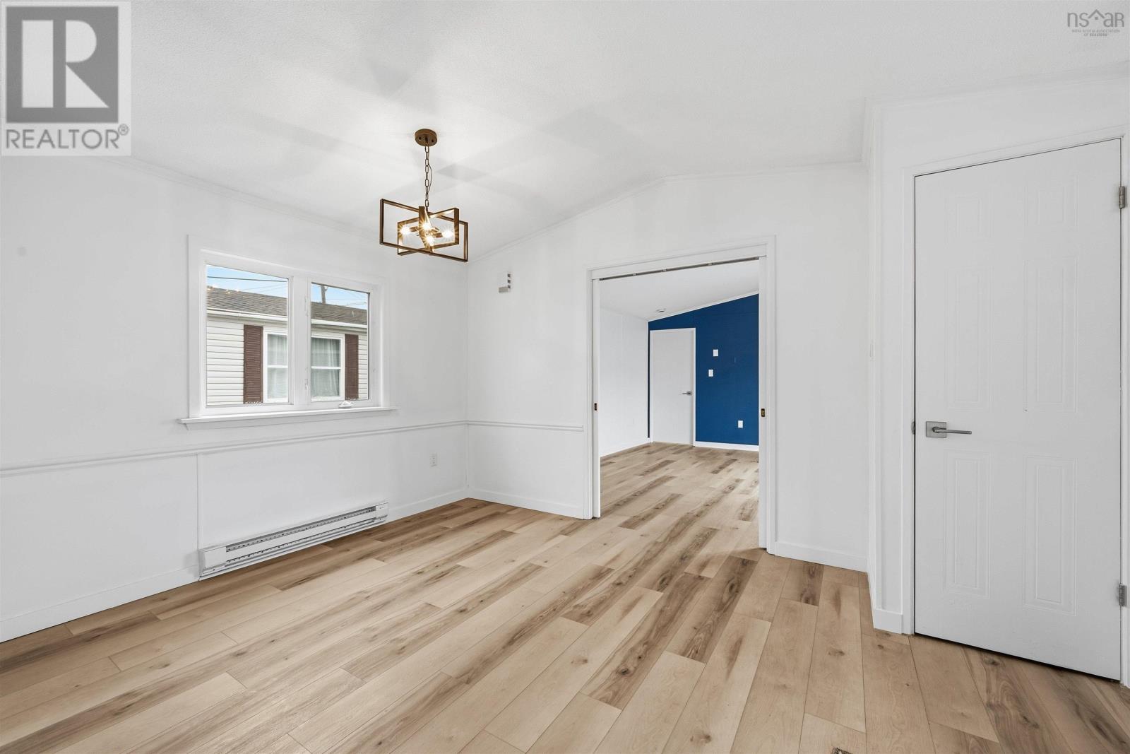 Property 3 of 30 of 18 Juniper Crescent