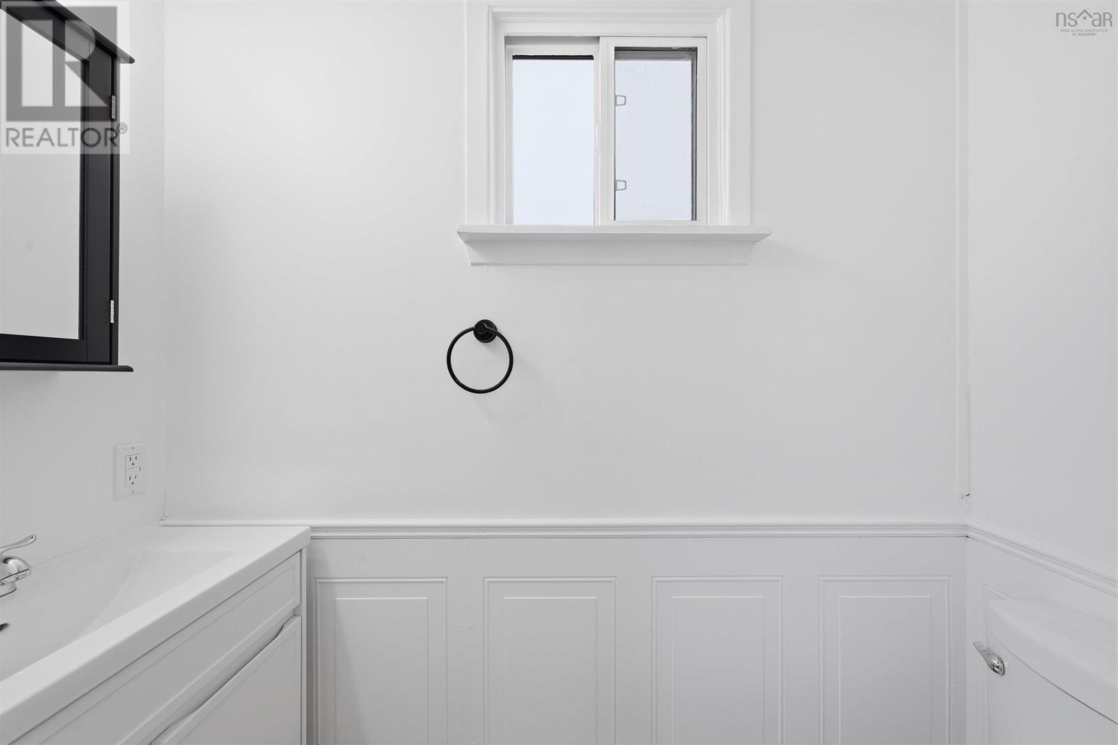 Property 20 of 30 of 18 Juniper Crescent