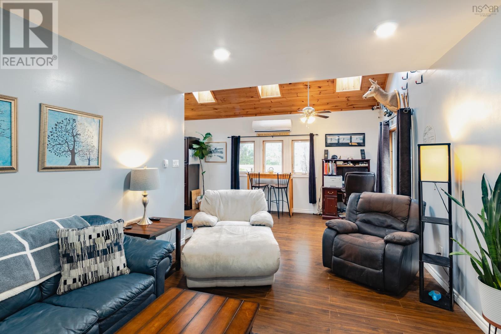 Property 20 of 41 of 1170 Highway 340