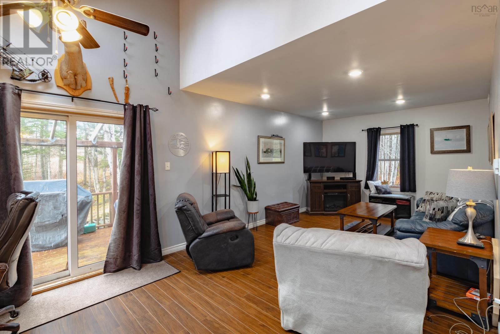 Property 18 of 41 of 1170 Highway 340