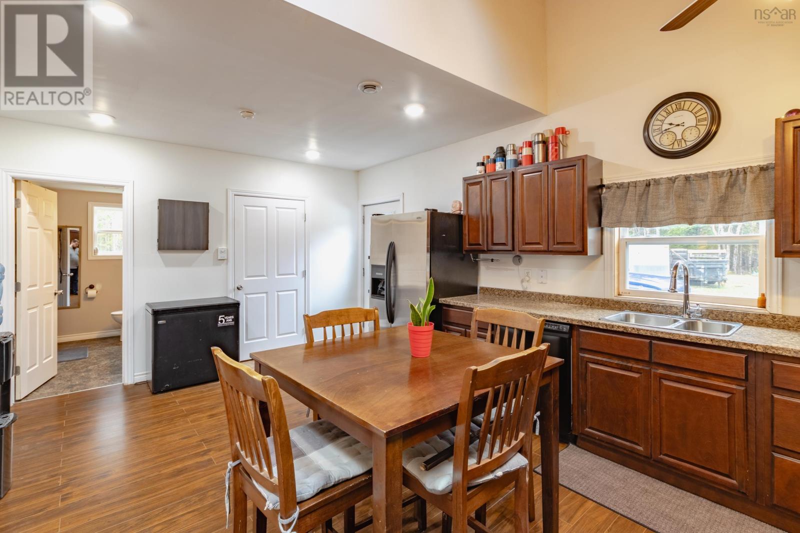 Property 13 of 41 of 1170 Highway 340