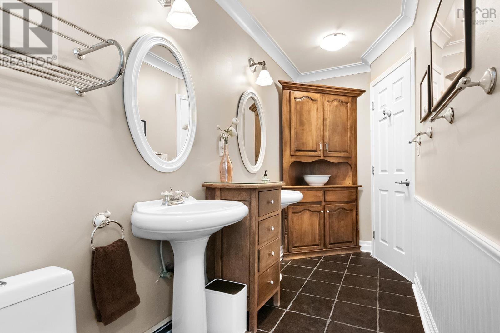 Property 19 of 49 of 20 Indian Point Road