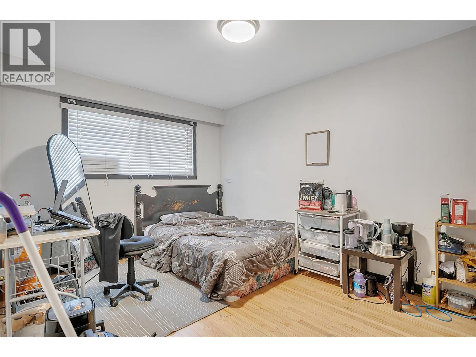 1331 Belaire Avenue - 17