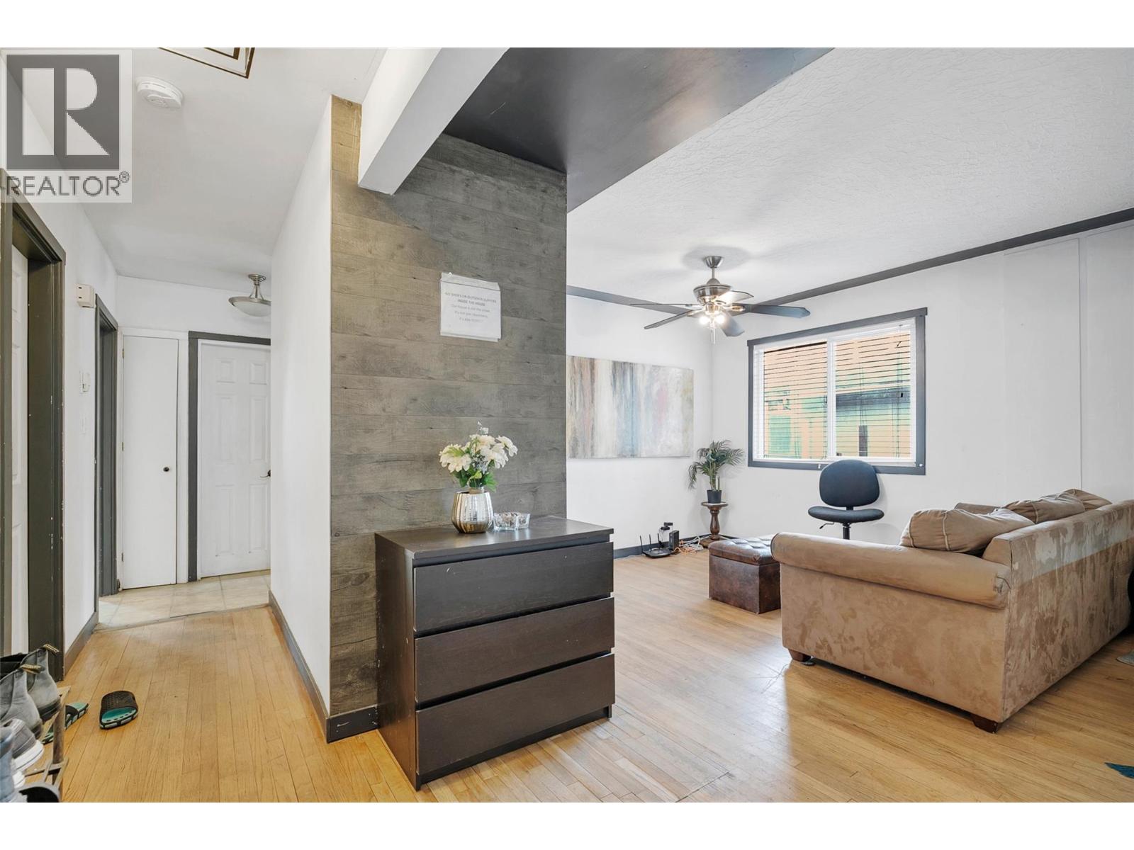 1331 Belaire Avenue, Kelowna