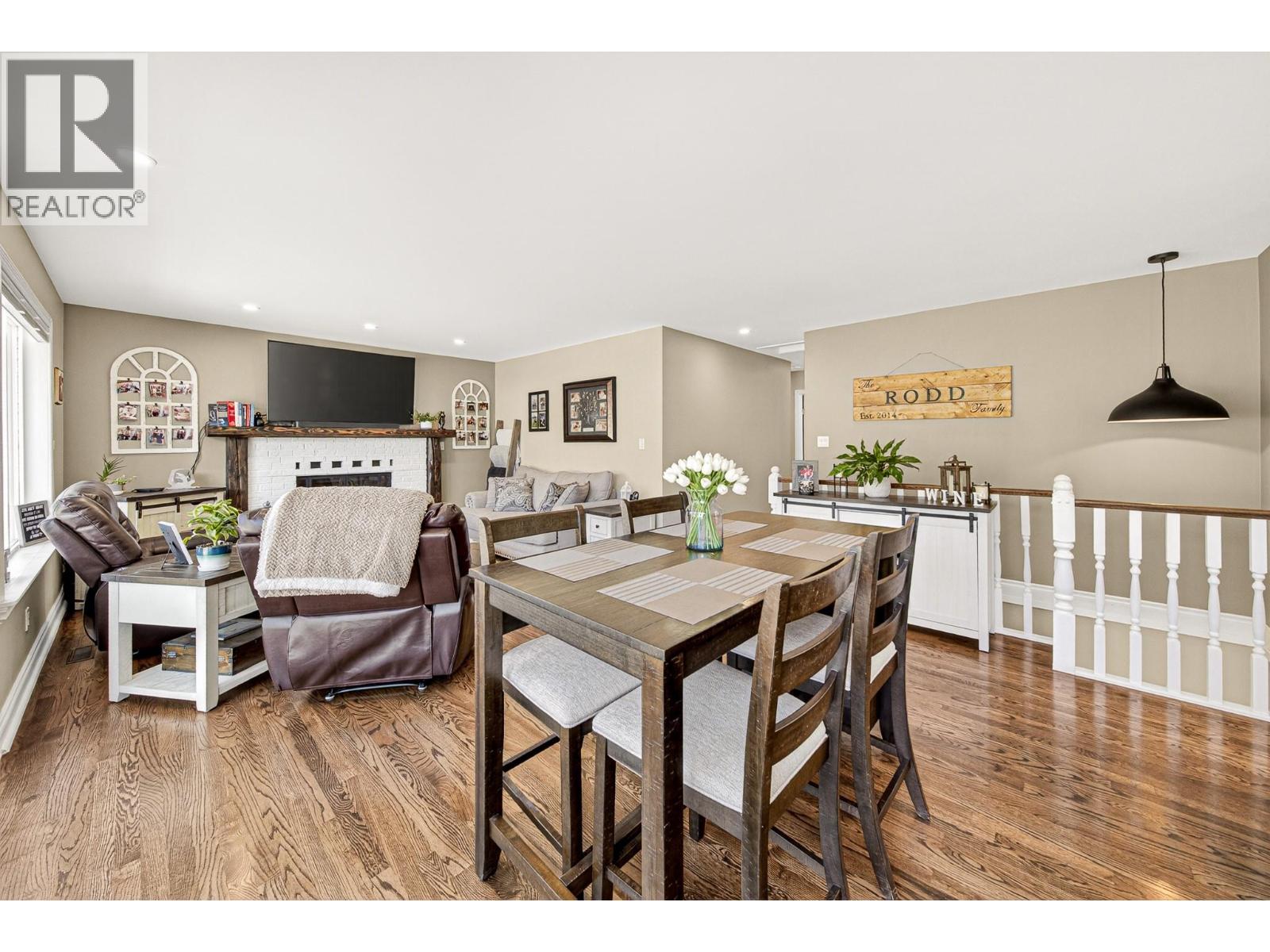 6 & 7 Clearwater Place - 12