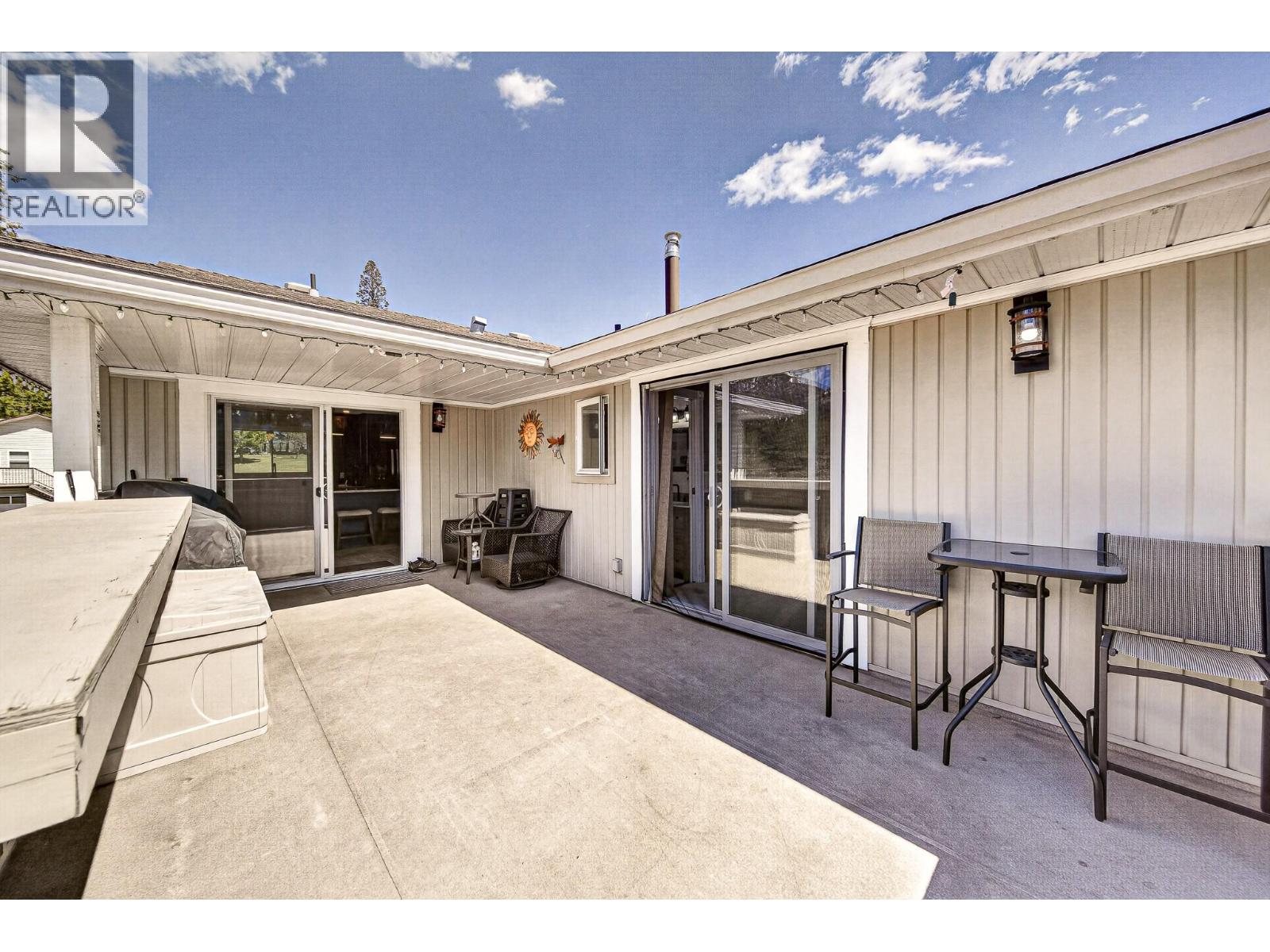 6 & 7 Clearwater Place - 23