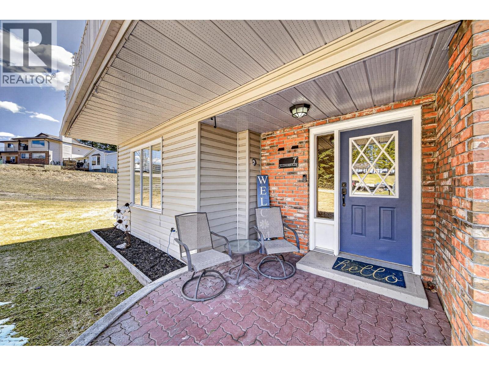 6 & 7 Clearwater Place - 50