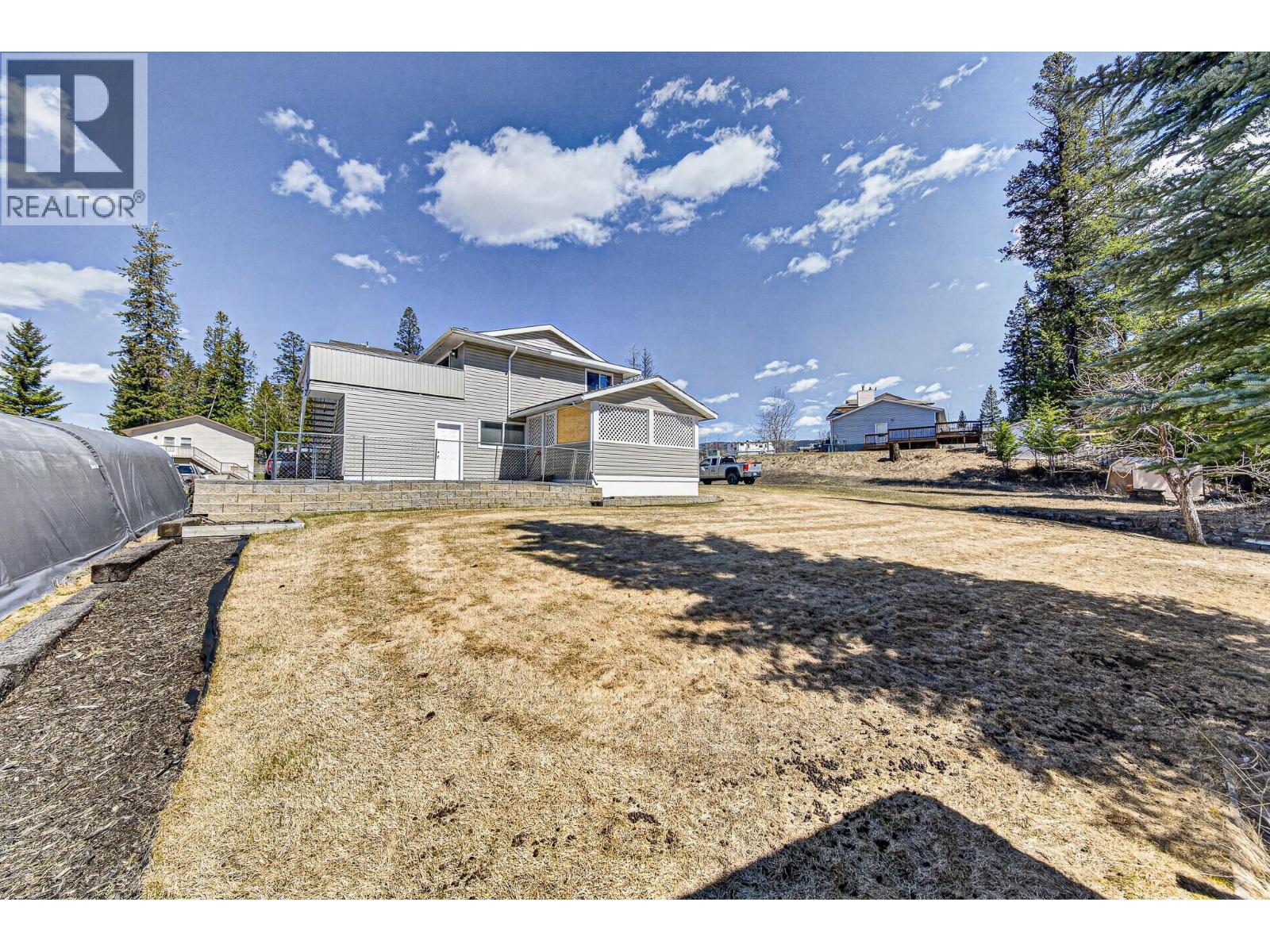 6 & 7 Clearwater Place - 52